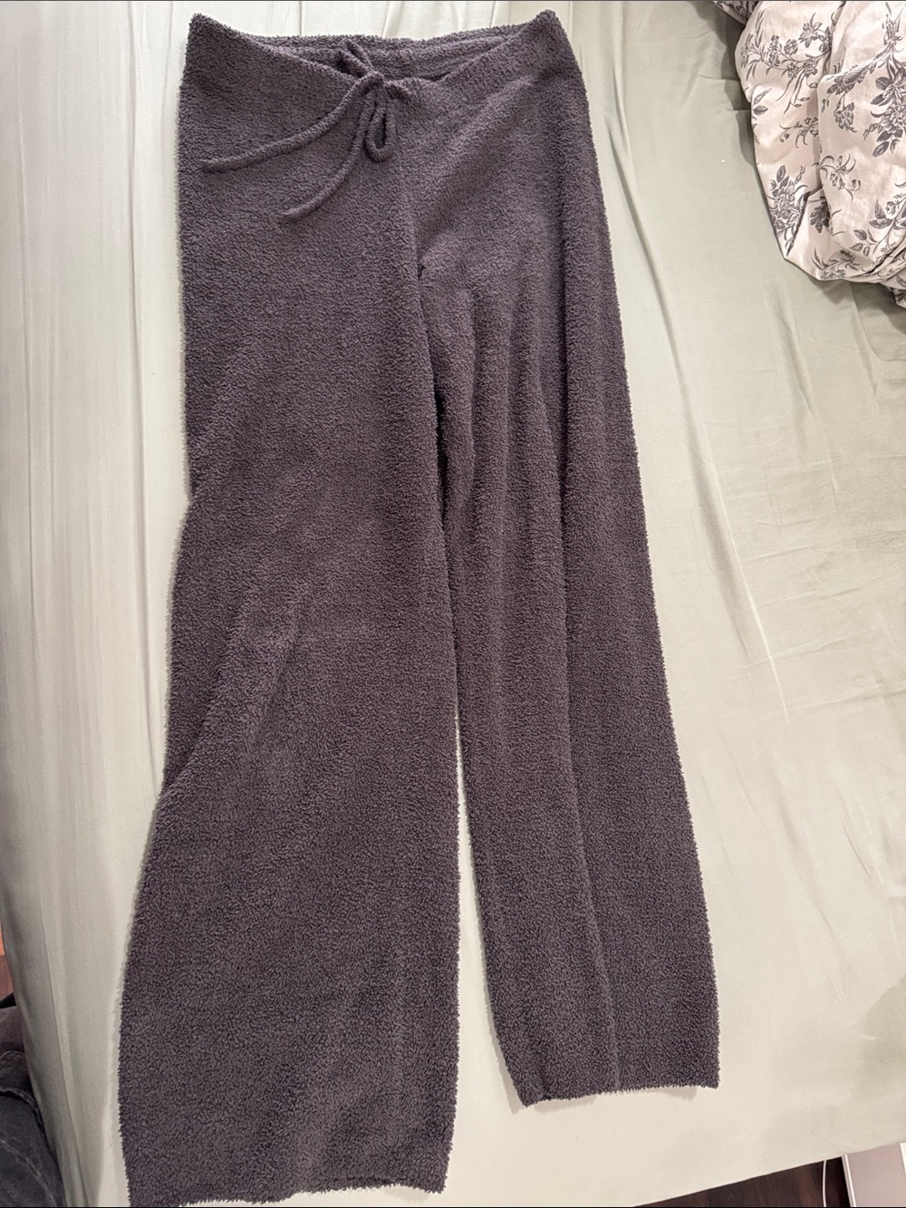 Uniqlo Dark Charcoal Plush Fleece Pants